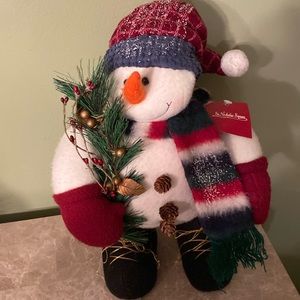 5/$30 St.Nicholas Square Snowman (approximately 17"H) NWT